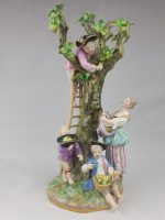 Meissen Apple Picking Group - Image 2