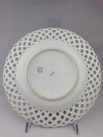 Reticulated Teal Plate with Birds - Image 3