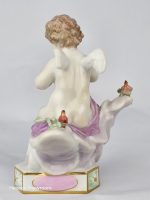 Meissen Cupid Tying Hearts (Je les accouple) - Image 2
