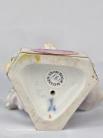 Meissen Cupid Tying Hearts (Je les accouple) - Image 6