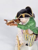Meissen Boy Shooting Crossbow - Image 7
