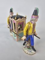 Meissen Chair Bearers Carrying Sedan Chair - Image 4